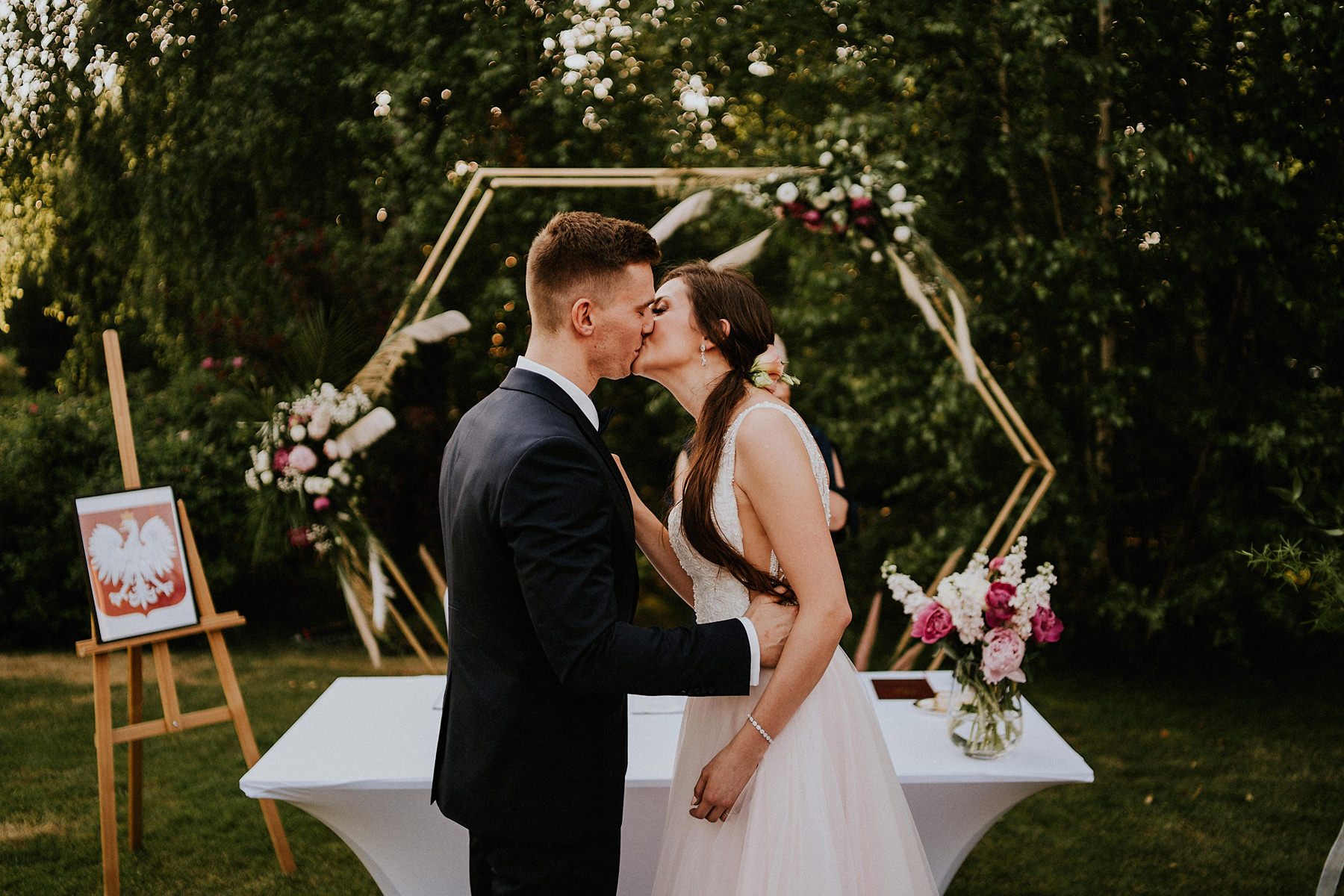 064-wesele-villa-omnia-warszawa-plenerowy-slub-wedding-fotograf-karol-nycz-photography-krakow-