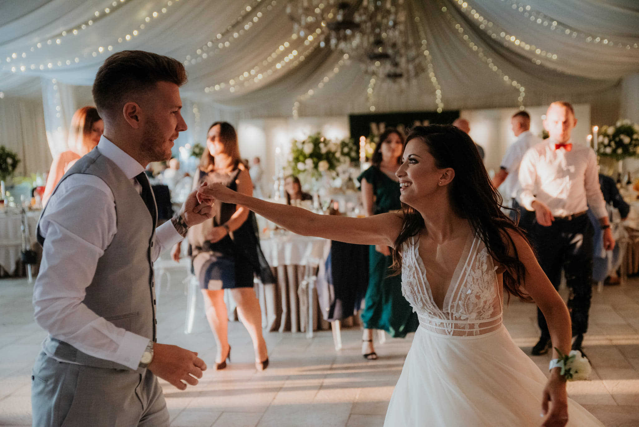 84646654_195682284877710_6425519091997474816_n